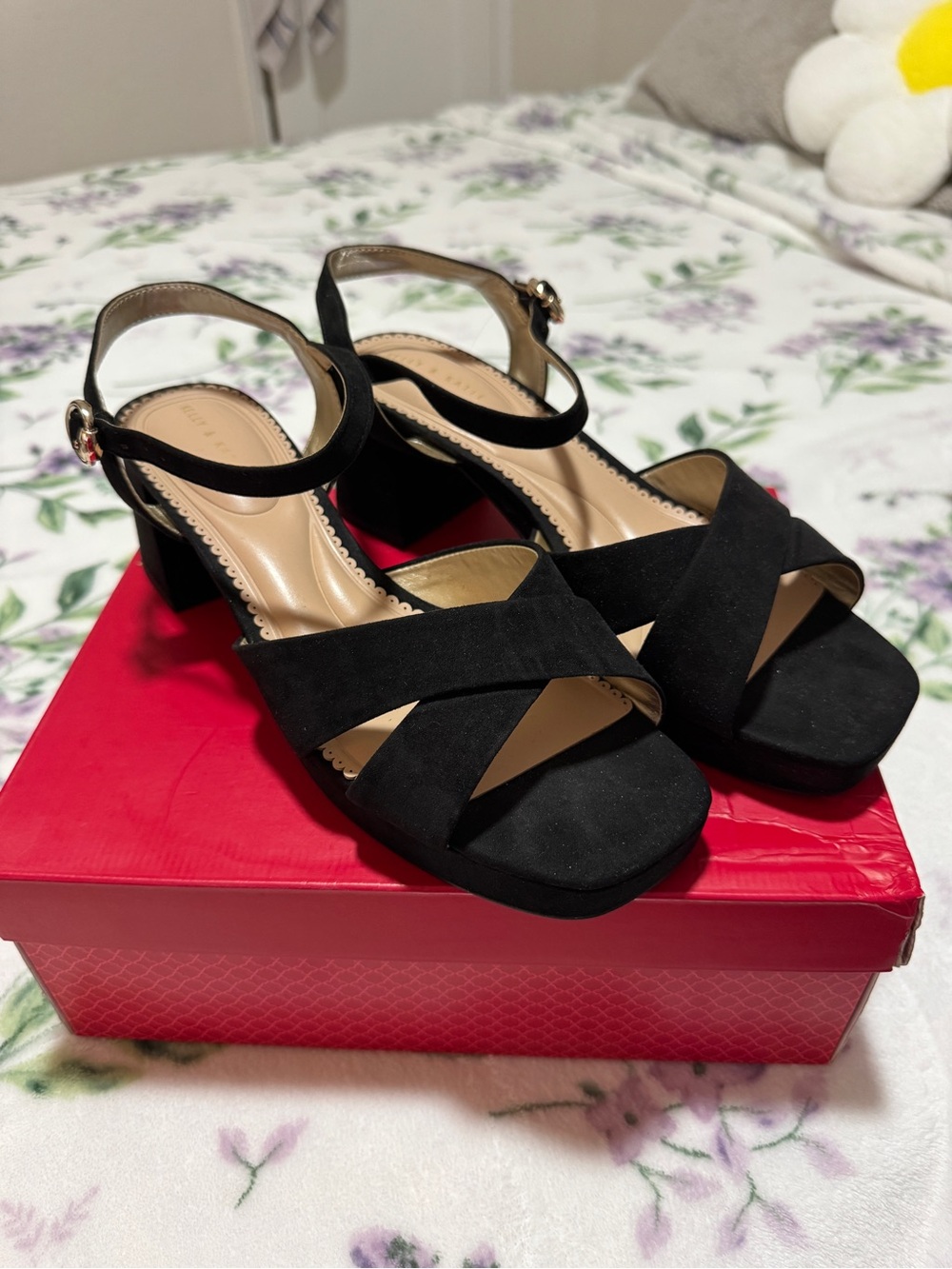 Kelly & Katie Size 10W Liliena Platform Sandal